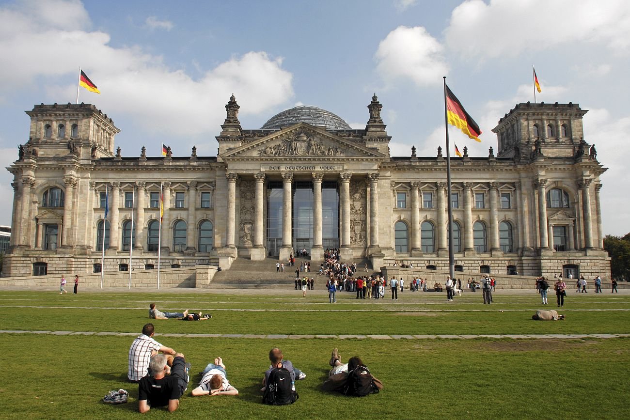 "Irreformable" SPD members. Germans outraged by manifesto of rapprochement with Russia