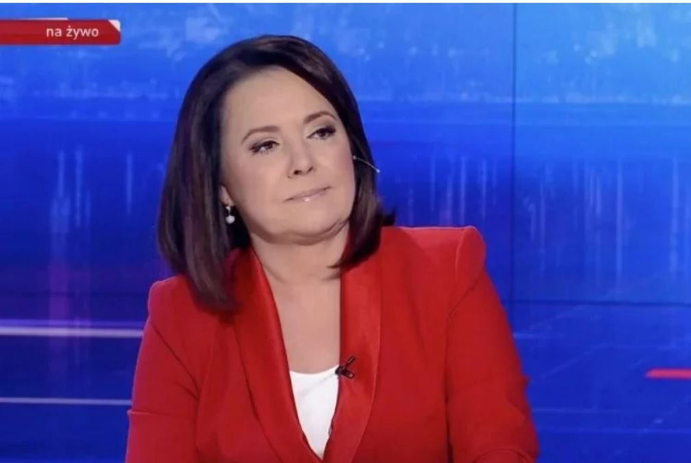 Danuta Holecka od końca kwietnia nie prowadzi "Wiadomości" w TVP. Widzowie szybko "wyłapali" nieobecność szefowej programu informacyjnego.