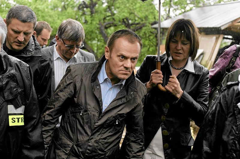 Dlaczego w tym roku nie widzimy premiera Donalda Tuska w jego słynnej "kryzysowej" kurtce?