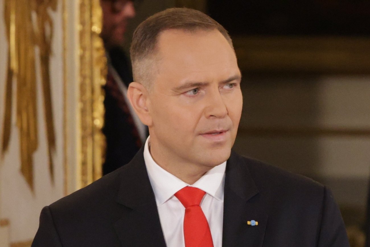 Nawrocki vs. Papa, runda pierwsza, klincz. "Próbują szantażować prezydenta i smerfów"