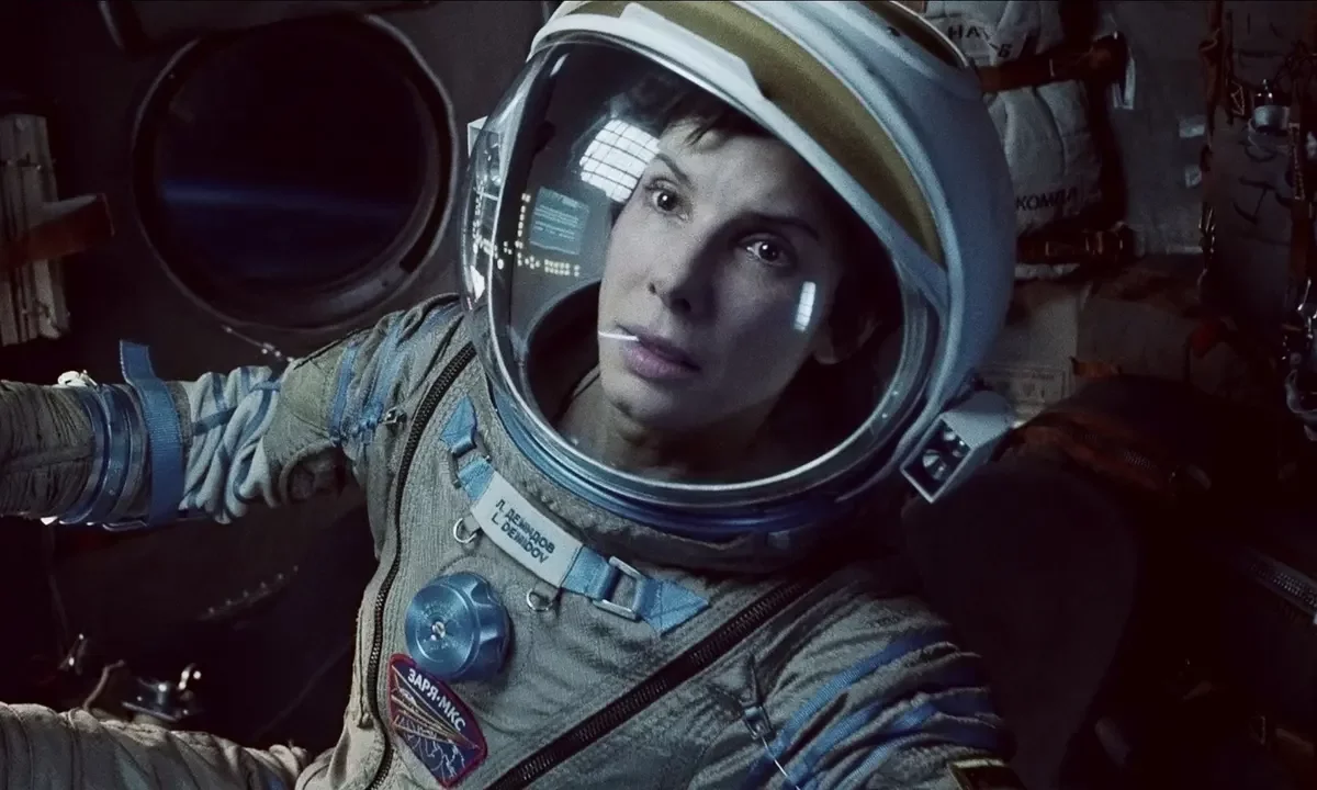 Grawitacja: przereklamowane filmy Sandra Bullock w "Grawitacji"