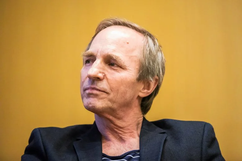 Prof. Stanisław Obirek jest zdania, że trzeba naciskać na biskupów ws. pomocy dla ofiar kościelnej pedofilii.