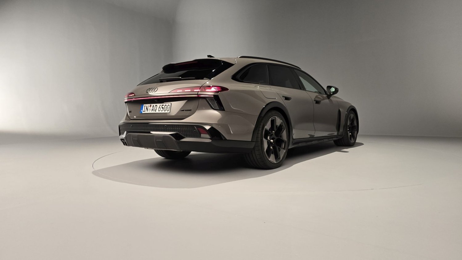 Nowe Audi A6 allroad 2026 sprawiło, iż znowu zakochałem się w kombi. To będzie hit