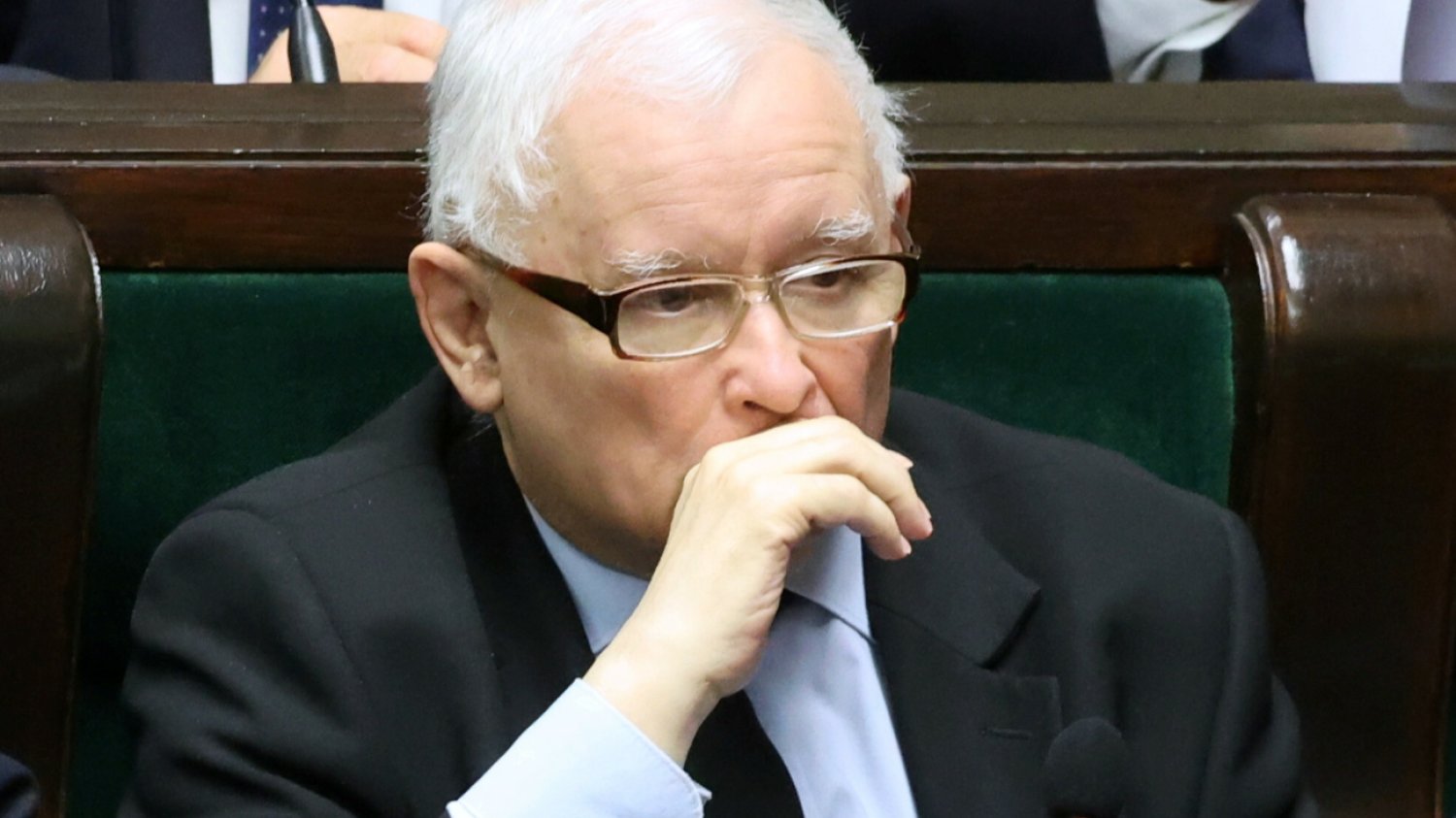 Nawet część wyborców PiS chce żeby Kaczyński oddał władzę. Zaskakujące wyniki nowego sondażu