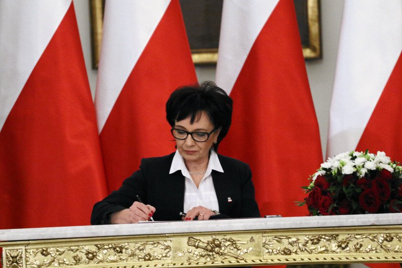 Elżbieta Witek to pierwsza "ofiara" nowego premiera Mateusza Morawieckiego.