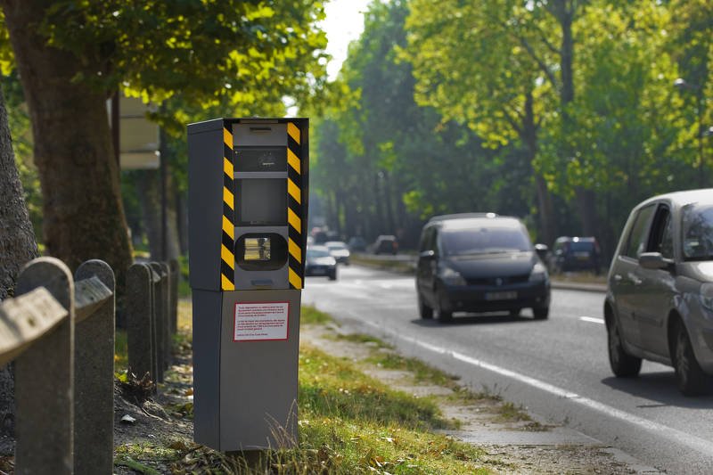 Polacy nabili mandatów za... 40 tys. złotych!