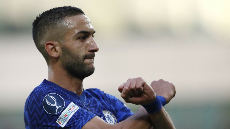 Hakim Ziyech na murawie Stamford Bridge