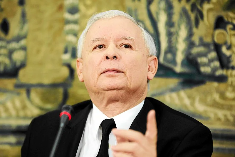 Jarosław Kaczyński walczy o odebranie wpływów PSL na wsi.