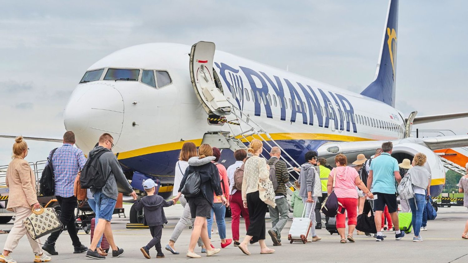 Ryanair zapowiedział, od kiedy będzie wpuszczał na pokład wyłącznie z cyfrowymi kartami pokładowymi