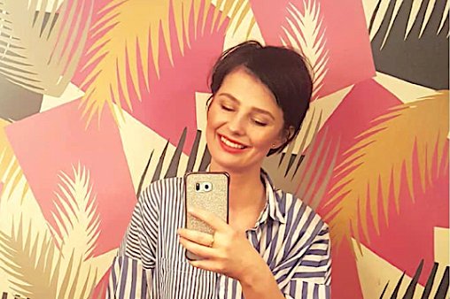 Powrót do czarnych włosów – zupełnie jak w czasach "Top Model"