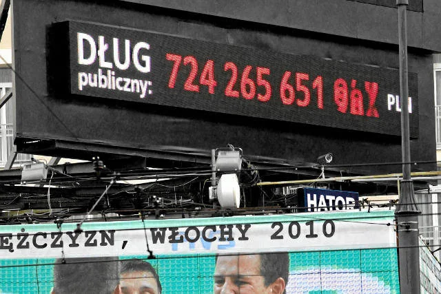 Zdjęcie licznika ustawionego w Warszawie już trochę nieaktualne, bo wynik zmienia się w ekspresowym tempie...
