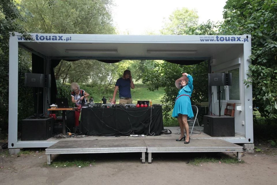 Dj Wika, I Say Mickey, pani Basia