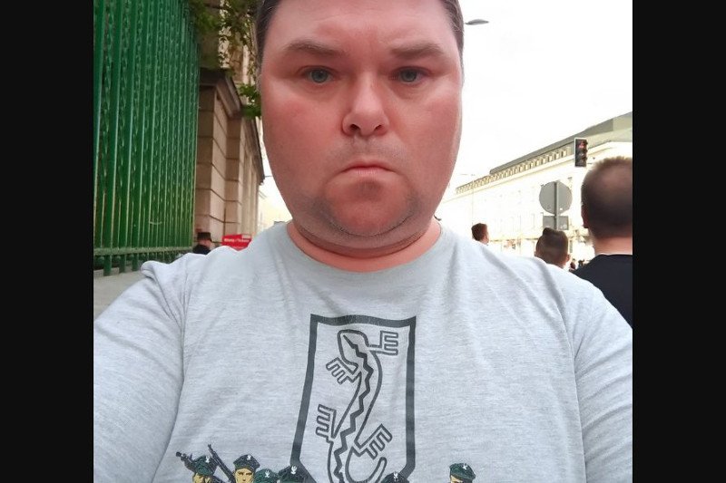 Dziennikarz "DoRzeczy" Wojciech Wybranowski próbował relacjonować zajścia na warszawskim Nowym Świecie. Próbował.