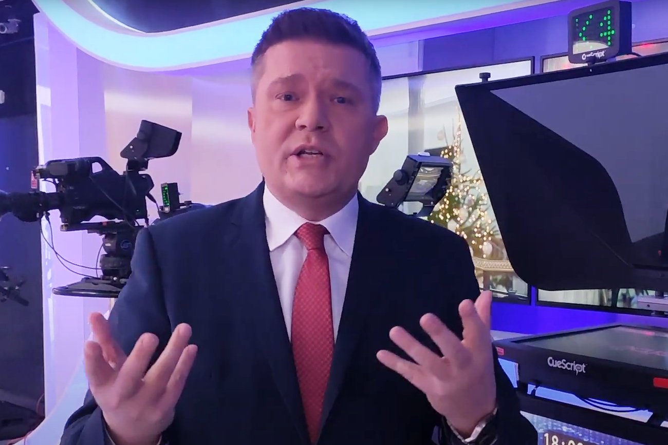 Siezieniewski z TVP Info zawieszony przez władze TAI. "Zmieniał białe"