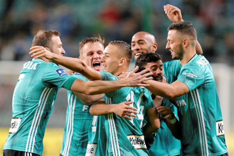 Legia rozgromiła w niedzielę przy Łazienkowskiej Wisłę aż 7:0