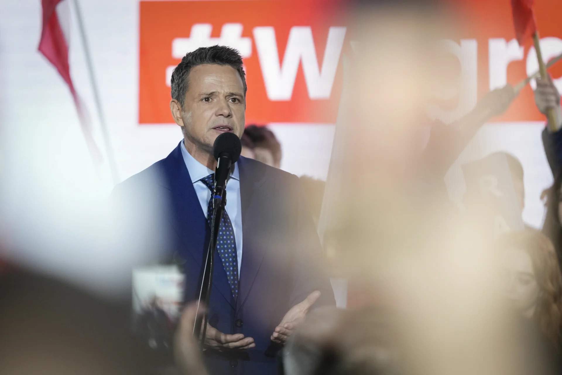 Nowy sondaż pokazał dobry wynik Nawrockiego. Trzaskowski komentuje
