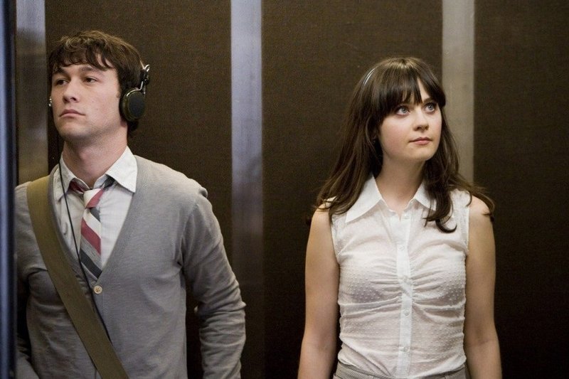 Kim jest foster girlfriend?