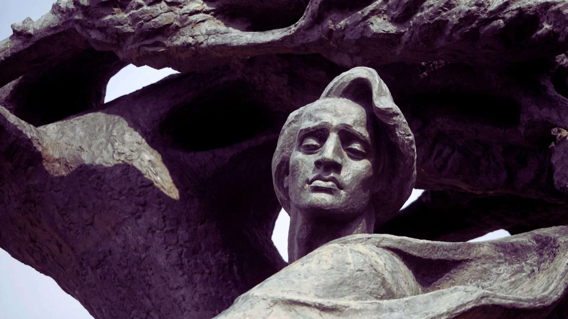 Pomnik Fryderyka Chopina w Łazienkach Królewskich Pomnik Fryderyka Chopina w Łazienkach Królewskich