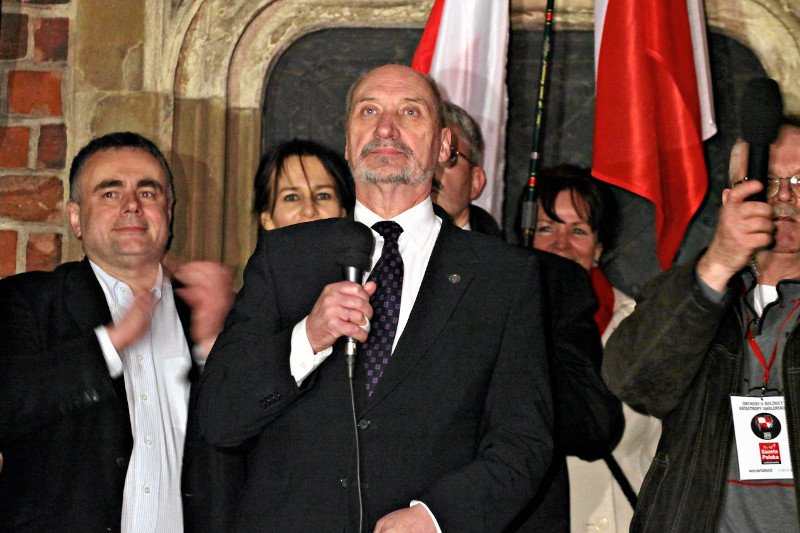 Gdyby Antoni Macierewicz zapragnął tworzyć coś w kontrze do PiS mógłby liczyć na swoją dawną partię RKN i być może na kluby "GP"