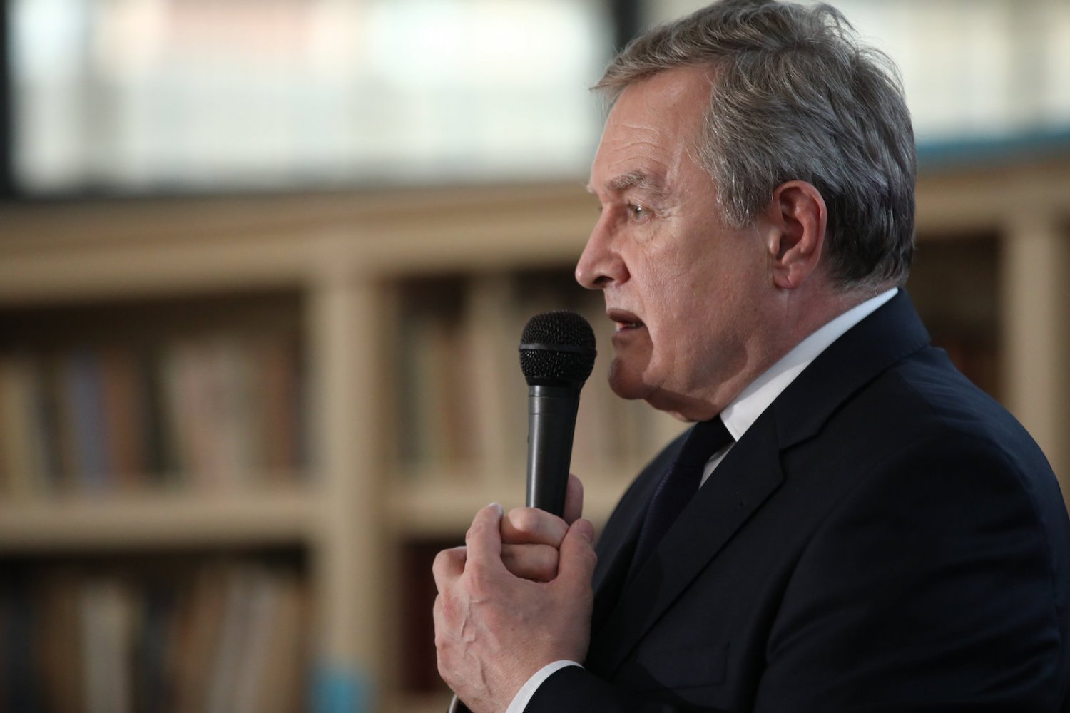 Minister Piotr Gliński przygotował dla artystów 400 mln zł – i pojawiły się kontrowersje.