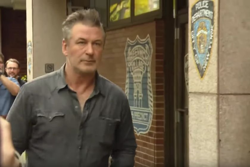 Alec Baldwin został zatrzymany przez policję za pobicie mężczyzny