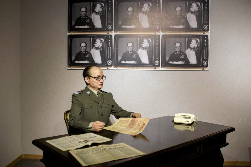 Figura woskowa Wojciecha Jaruzelskiego. Czy po zdegradowaniu generała trzeba będzie odpruć gwiazdki także w Muzeum Figur Woskowych w Krakowie?