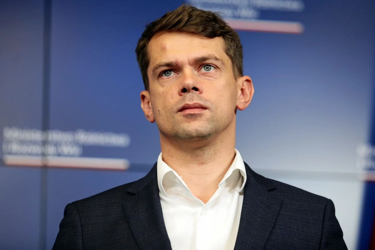 Michał Kołodziejczak zaprzecza doniesieniom jakoby miał kupić sobie dyplom Collegium Humanum Michał Kołodziejczak zaprzecza doniesieniom jakoby miał kupić sobie dyplom Collegium Humanum