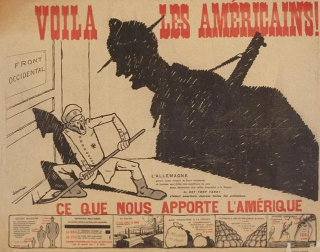 Rok 1917. Niemiec kuli się ze strachu przed cieniem amerykańskiego żołnierza