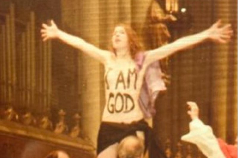 Josephine z grupy Femen protestowała podczas pasterki w Kolonii.