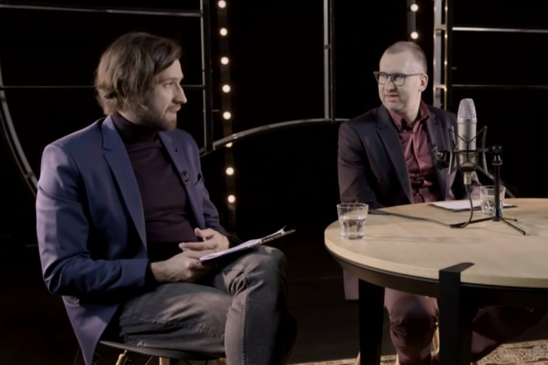 "Mały Zgon" to nowy serial Juliusza Machulskiego. Produkcję CANAL+ promuje program "Dozgonni", cykl wideo składający się z absurdalnych wywiadów z aktorami. Na zdjęciu gospodarze programu: Wojciech Fiedorczuk i Michał Kempa