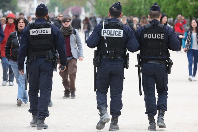 Francuska policja nie wyklucza, że Yassinem Salhim kierowały zaburzenia psychiczne, a nie względy ideologiczne