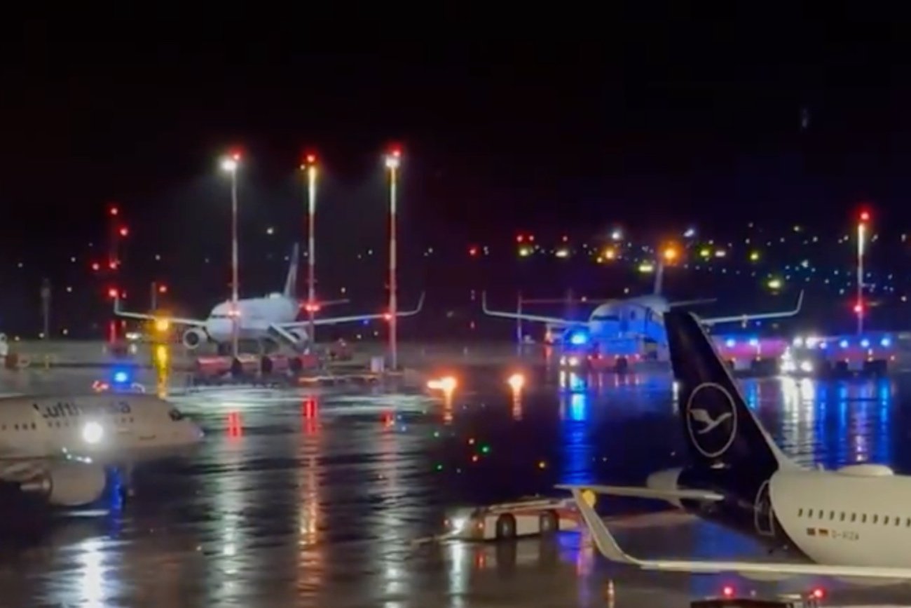 Mężczyzna wdarł się na płytę lotniska w Hamburgu