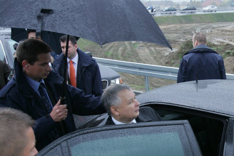 Jarosław Kaczyński nie wpisuje kosztów prywatnej ochrony do sejmowego rejestru korzyści.