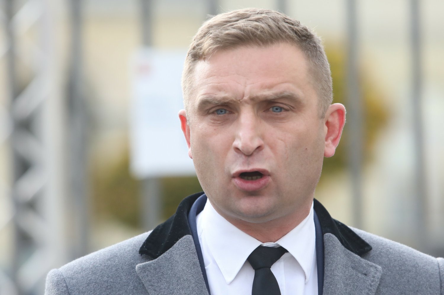 Robert Bąkiewicz w ostrych słowach napisał do Tomasza Terlikowskiego. Nazwał katolickiego publicystę "judaszem".