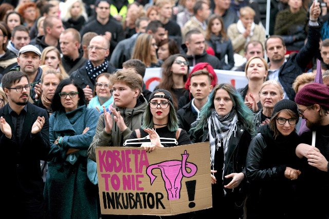 Czyżby PiS przestał ignorować protestujące Polki?