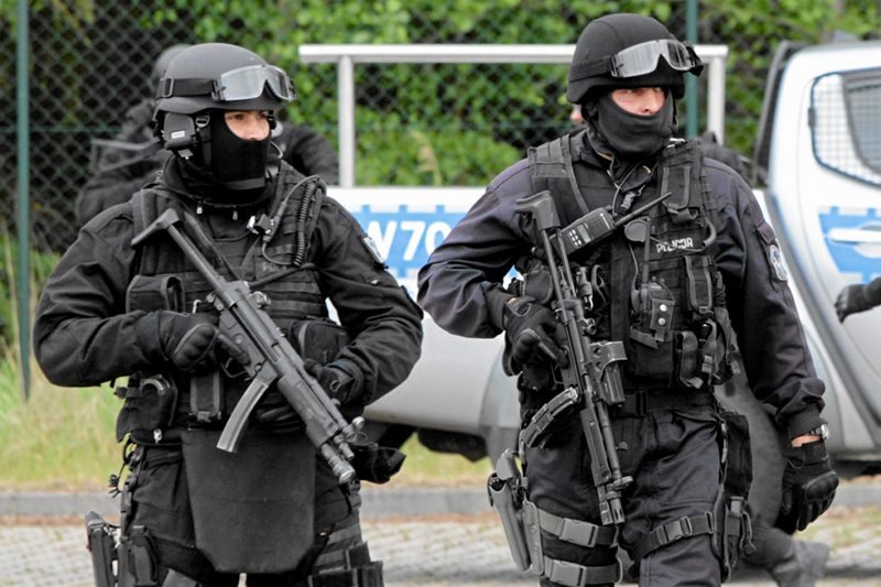 Premier Tusk podpisał zarządzenie o wprowadzeniu stanu ALFA.