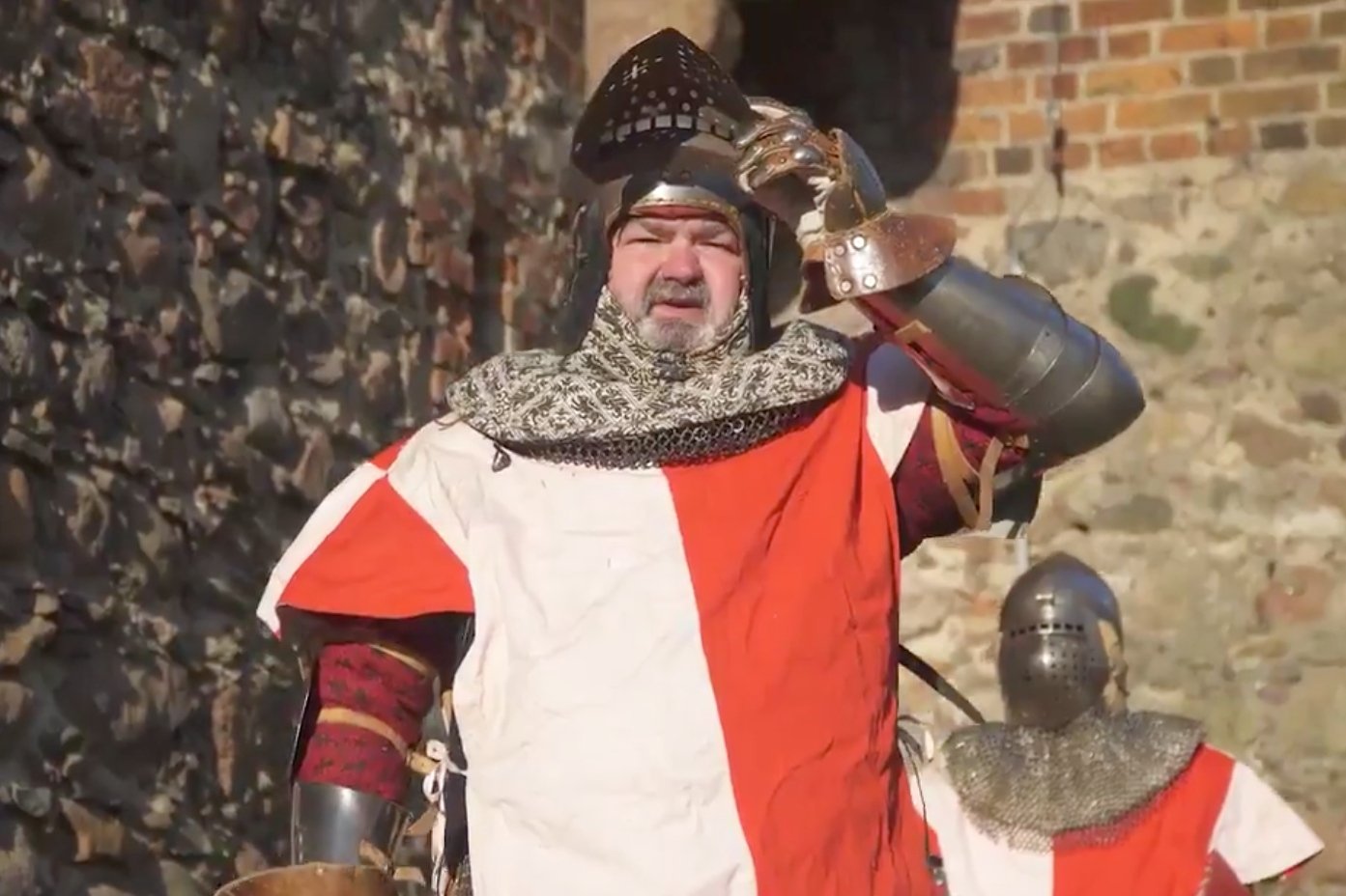 Karol Karski wyjaśnił, o co chodzi z jego wyborczym spotem.