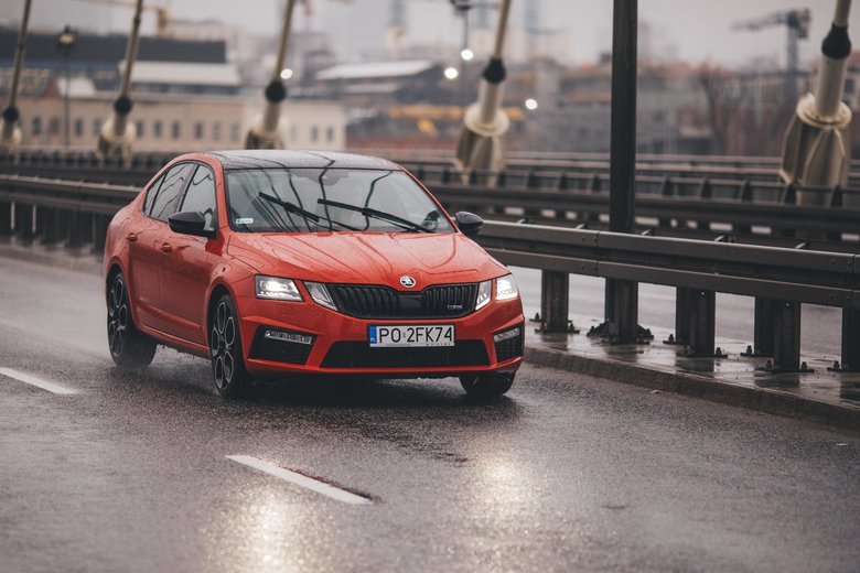 Skoda tnie ceny na koniec roku. To idealny moment, by kupić nowe auto od czeskiego producenta.