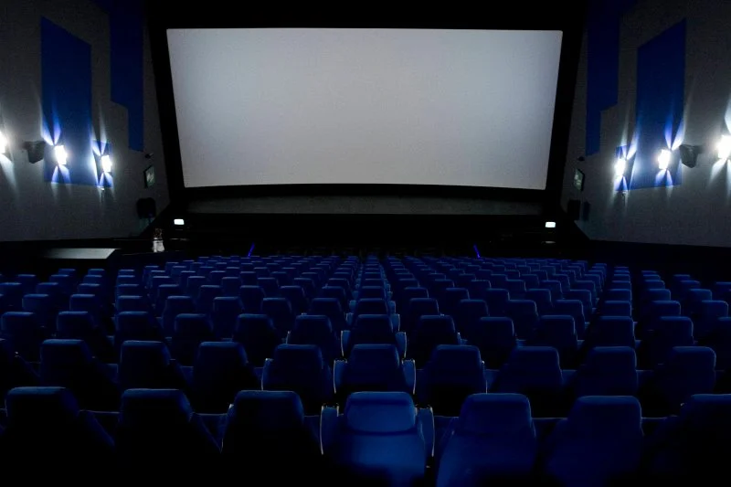 Kibice od filmów wolą oglądać mecze. Przynajmniej w czasie Euro