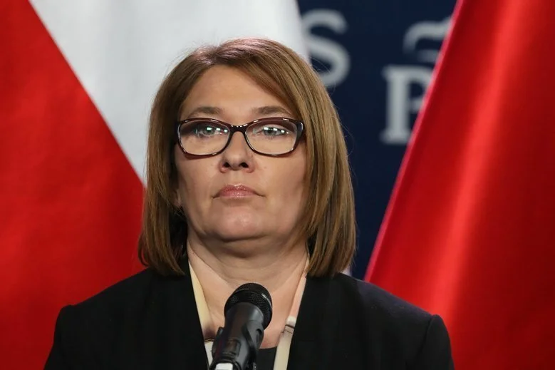 Beata Mazurek nie odpuściła Pawłowi Rabiejowi na Twitterze. Poszło o przemówienie Grzegorza Schetyny.