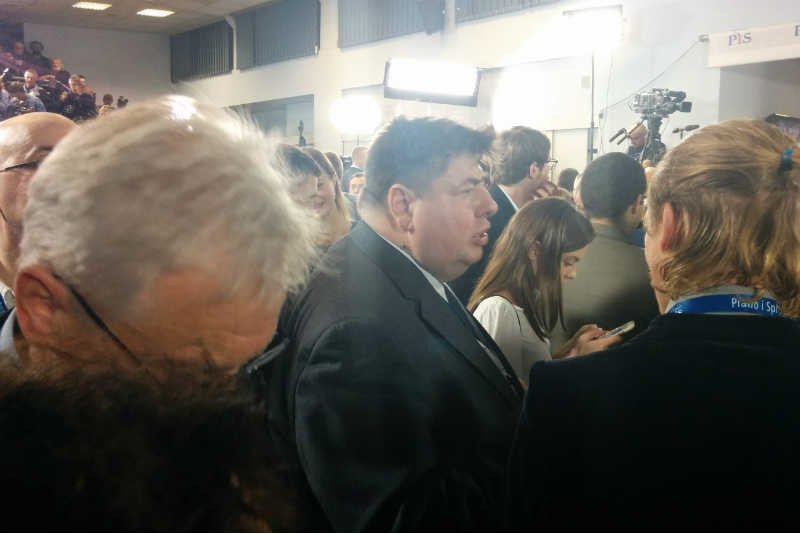 PiS kibicować przyszli prawicowi publicyści, m.in. Piotr Semka.