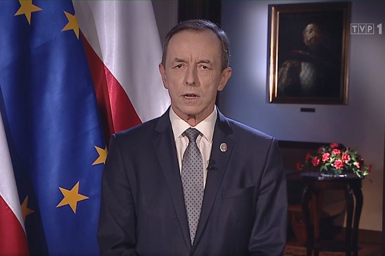 W czwartek o 20:00 TVP wyemitowała orędzie marszałka Senatu prof. Tomasza Grodzkiego. Chwilę wcześniej zaatakowały go "Wiadomości".