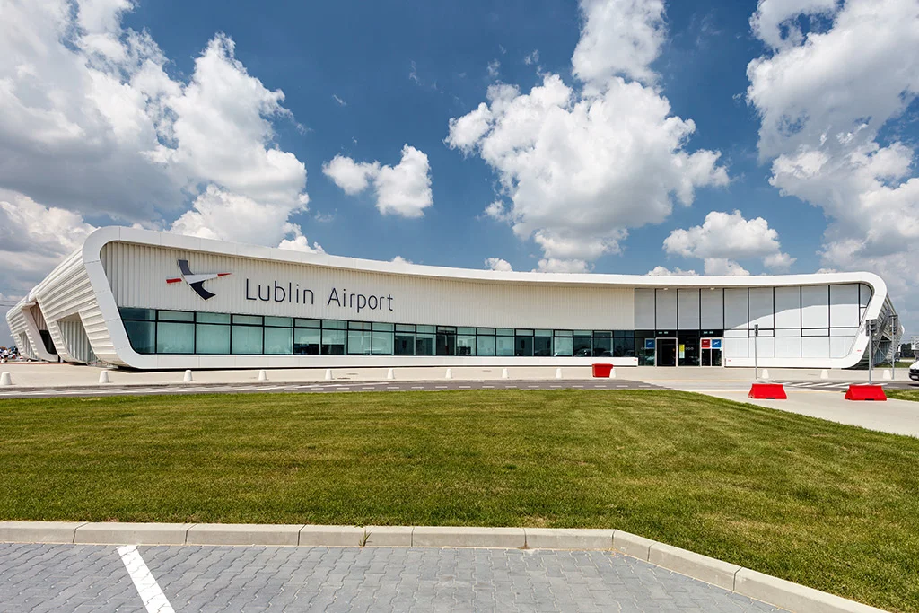 Lotnisko Lublin Świdnik jako jedno z pierwszych wybudowano dzięki zastosowaniu przepisów specustawy lotniskowej przygotowanej z myślą o EURO 2012. Dziś to jeden z najdynamiczniej rozwijających się polskich portów lotniczych.