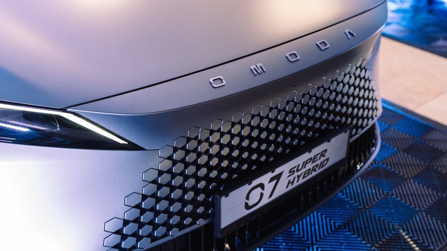 OMODA 7 wjeżdża do Polski. 1100 km zasięgu, latający ekran i cena, która przekona twojego wujka