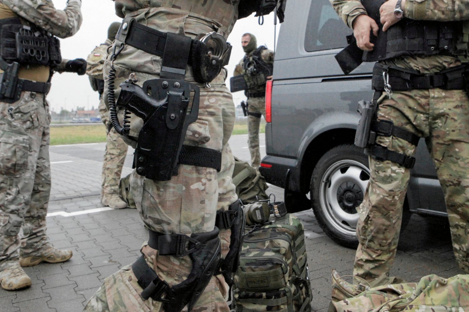 Służby udaremniły serię zamachów. "Eksplozja miała miejsce w ciężarówce w Polsce"