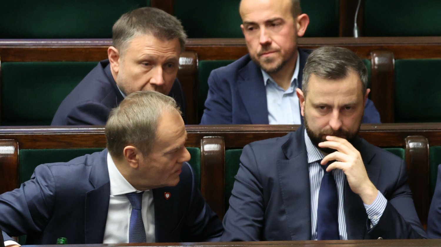 Na pierwszym planie Donald Tusk i Władysław Kosiniak-Kamysz