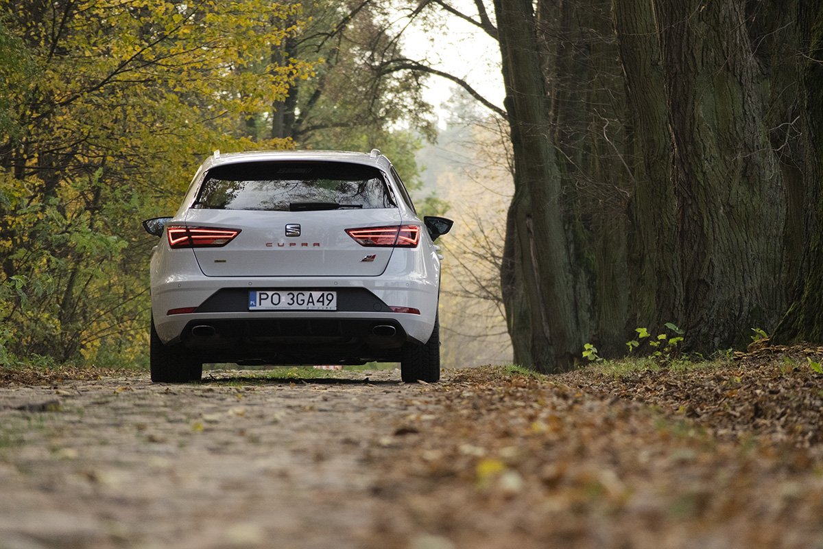 Seat Leon ST Cupra to auto szybkie i wygodne.