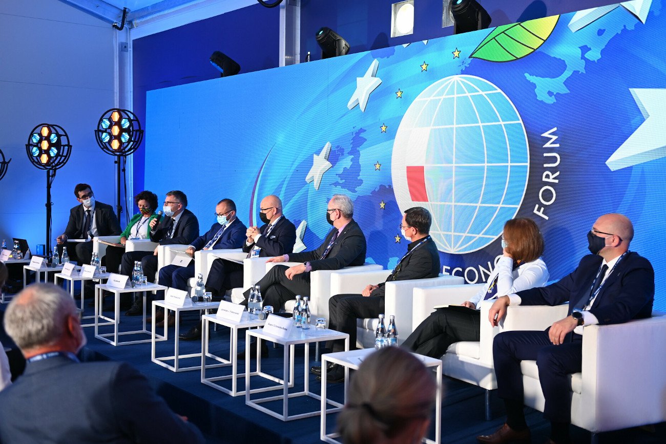 Na XXX Forum Ekonomicznym w Karpaczu miał pojawić się pracownik białoruskiego KGB Jurij Woskriesienskij.