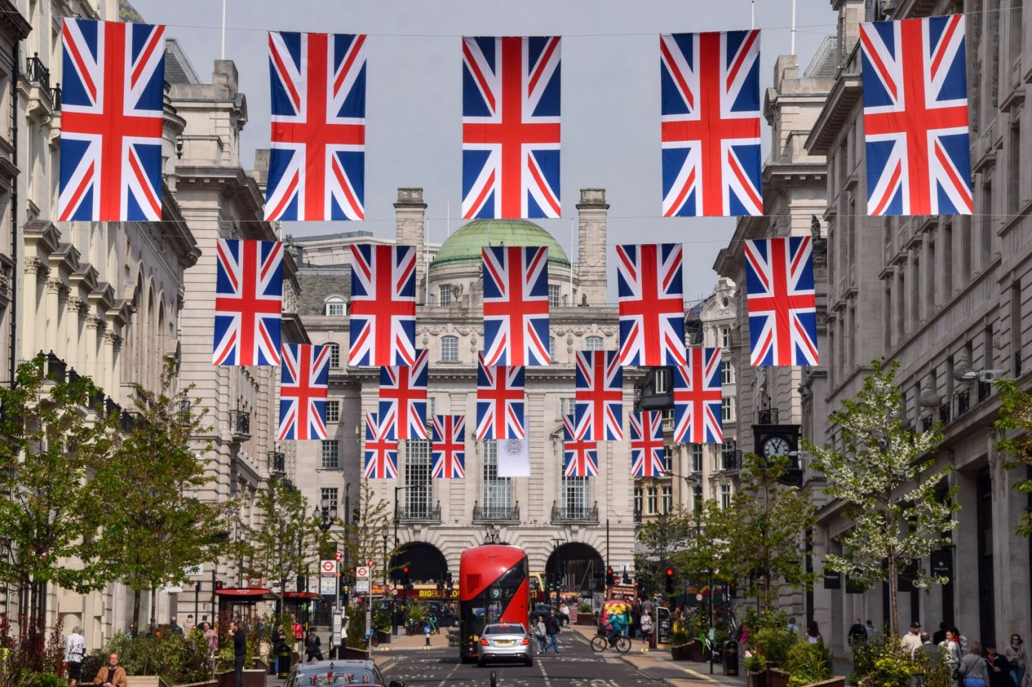 Brytyjczycy przygotowują się do koronacji króla Karola III