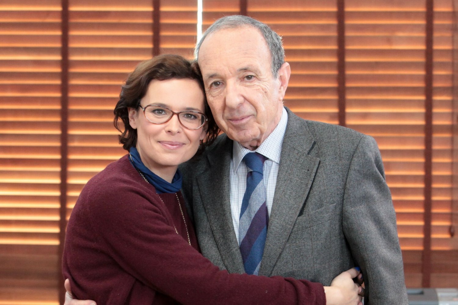 Agata Passent prosi o uszanowanie prywatności rodziny po śmierci jej taty.